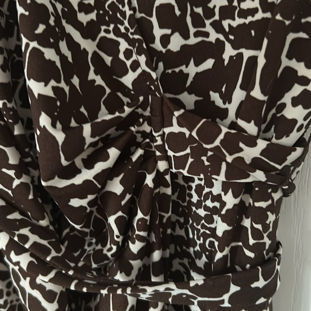 Genuine Wrap-Dress - Picture 4 of 5